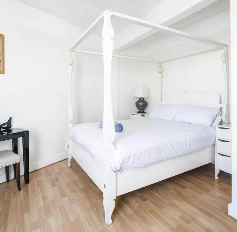 Falmouth Townhouse With Panoramic Sea View Terrace 外观 照片